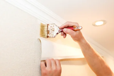 Pose de papier peint à Meuvaines — revêtements muraux et toiles de verre